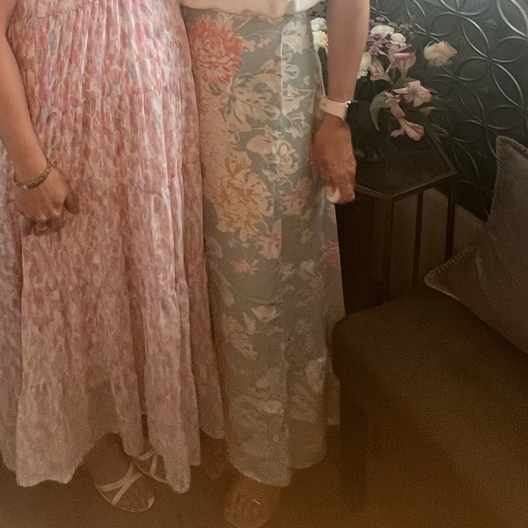 A+F Elevated Flowy Floral Skirt - Picture 6 of 6